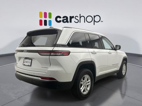 Used 2023 Jeep Grand Cherokee Laredo w/ Luxury Tech Group I AWD/4WD image 5