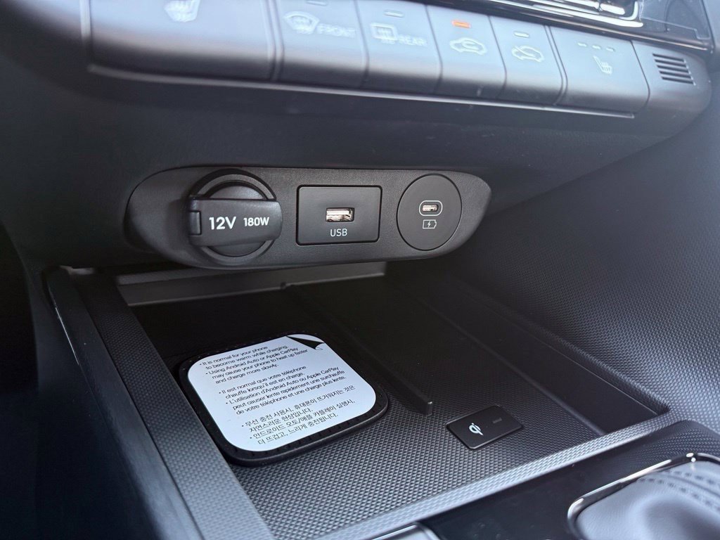 Certified 2025 Hyundai Elantra Sport FWD image 18