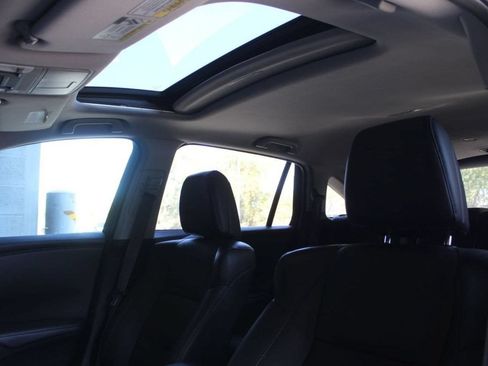 Used 2018 Acura RDX w/ Technology Package FWD image 18