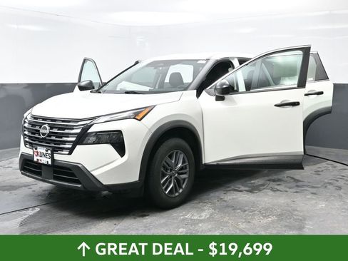 Used 2024 Nissan Rogue S AWD/4WD image 59