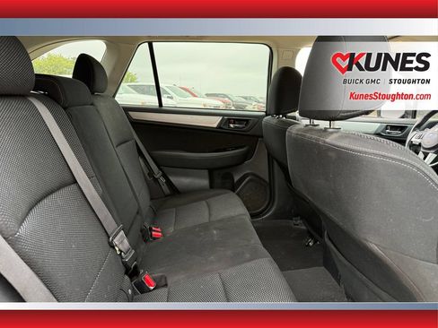 Used 2017 Subaru Outback 2.5i Premium AWD/4WD image 39