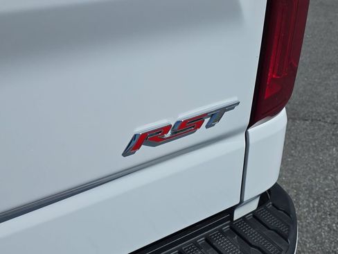 Used 2023 Chevrolet Silverado 1500 RST image 31