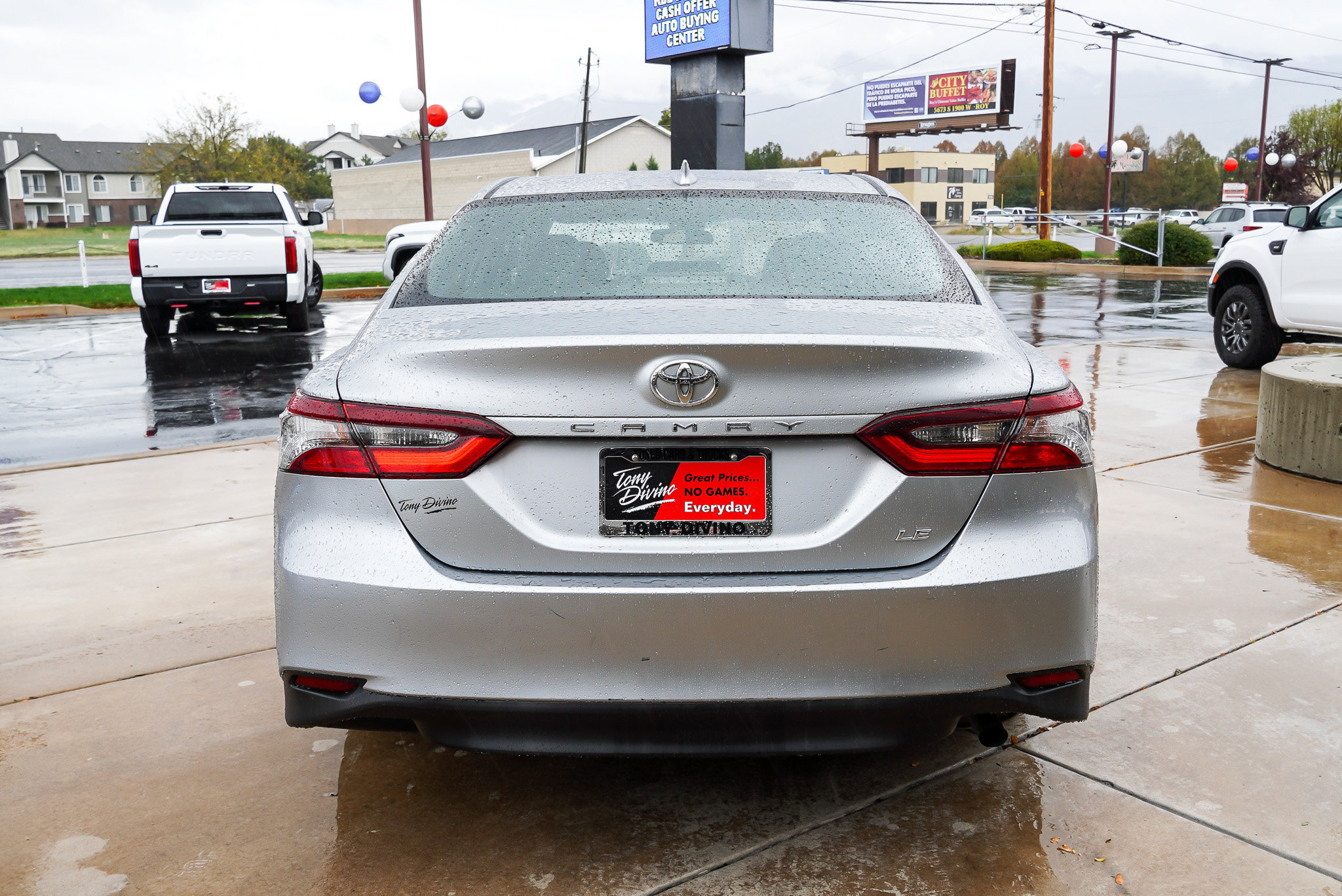 Used 2023 Toyota Camry LE FWD image 7