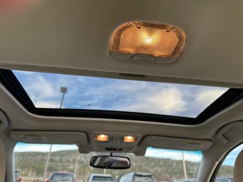 Used 2016 Subaru Legacy 2.5i Limited image 17