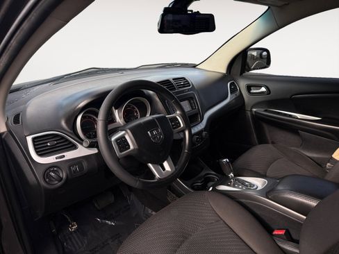 Used 2015 Dodge Journey American Value Package w/ Flexible Seating Group image 15