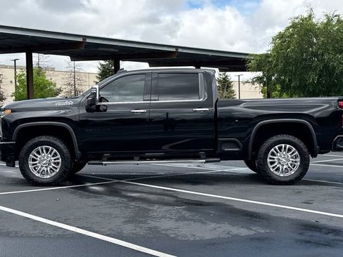 Used 2020 Chevrolet Silverado 2500 High Country w/ Technology Package image 14