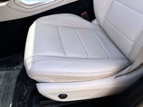 Used 2021 Mercedes-Benz GLE 350 4MATIC image 22