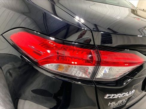 Used 2024 Toyota Corolla LE FWD image 29