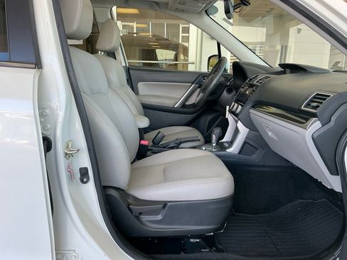 Used 2017 Subaru Forester 2.5i Limited AWD/4WD image 32