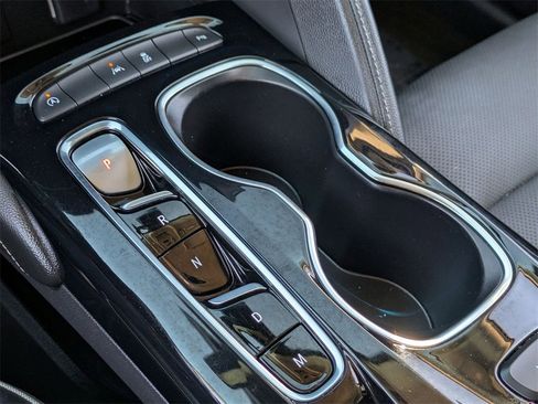 Used 2023 Buick Envision Essence image 19