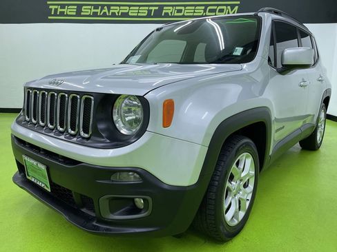 Used 2018 Jeep Renegade Latitude image 5