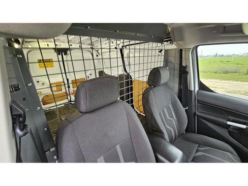 Used 2016 Ford Transit Connect XLT image 21