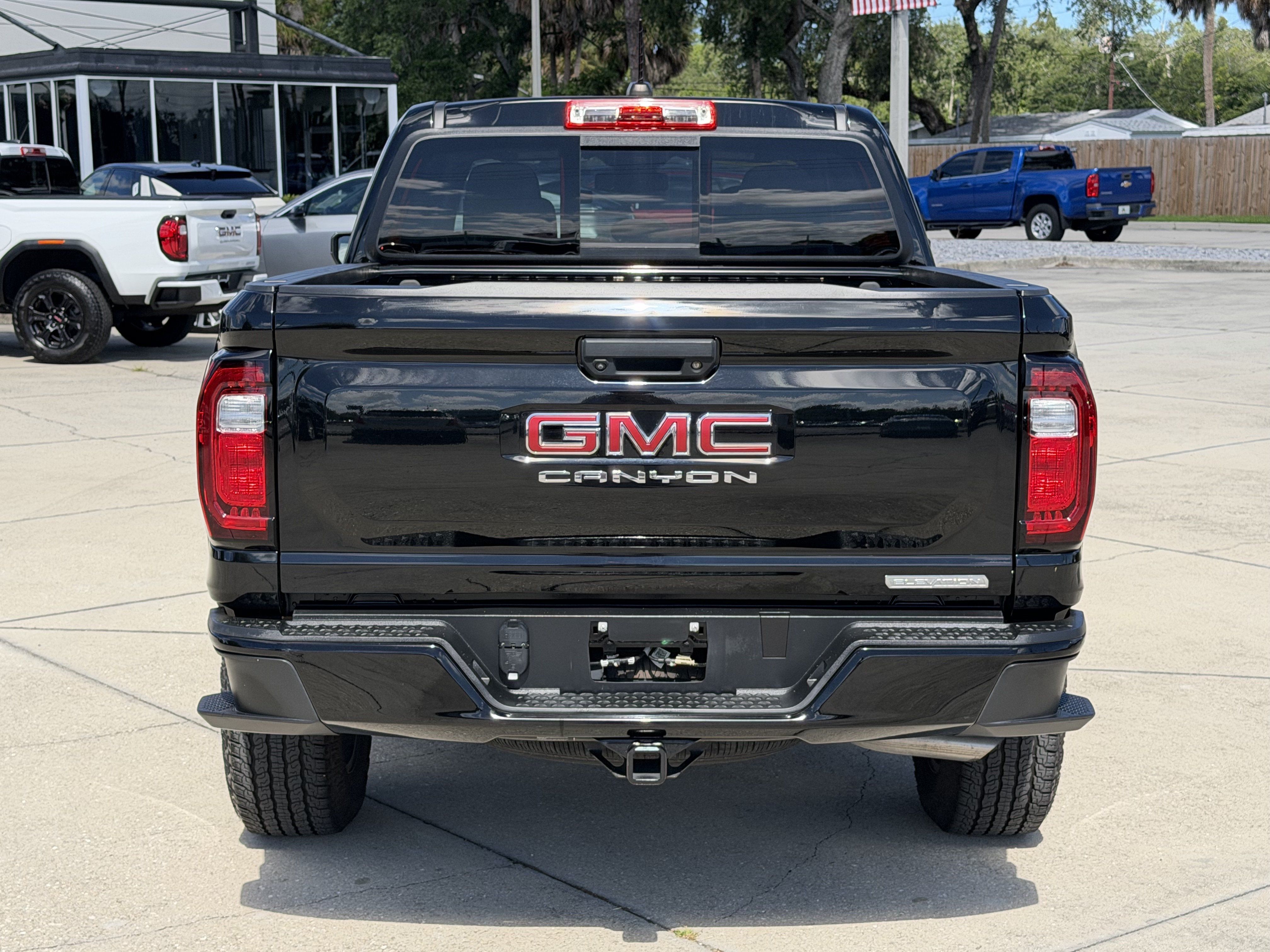 Used 2023 GMC Canyon Elevation w/ Convenience Package RWD image 4