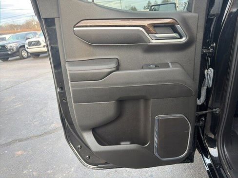 Used 2025 Chevrolet Silverado 1500 LT image 54