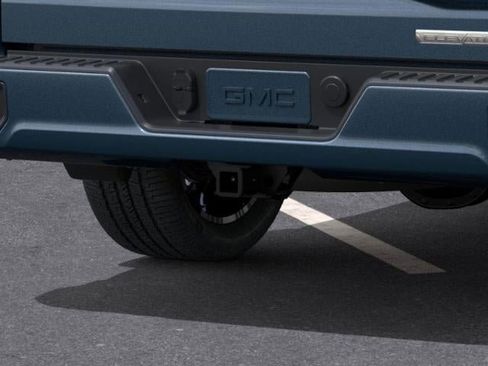 New 2026 GMC Sierra 1500 Elevation image 14