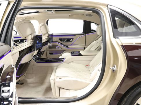 Used 2022 Mercedes-Benz Maybach S 580 4MATIC image 57