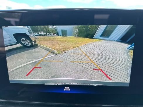 Used 2025 Chevrolet TrailBlazer LT image 26