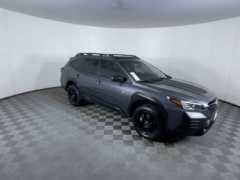 Used 2022 Subaru Outback Wilderness image 2