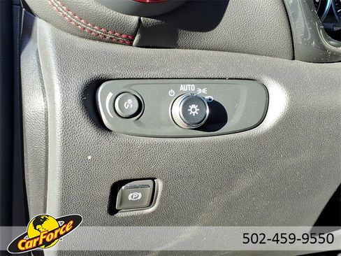 Used 2022 Chevrolet Blazer RS w/ Enhanced Convenience Package image 19