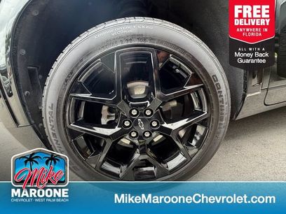 Used 2025 Chevrolet Traverse RS