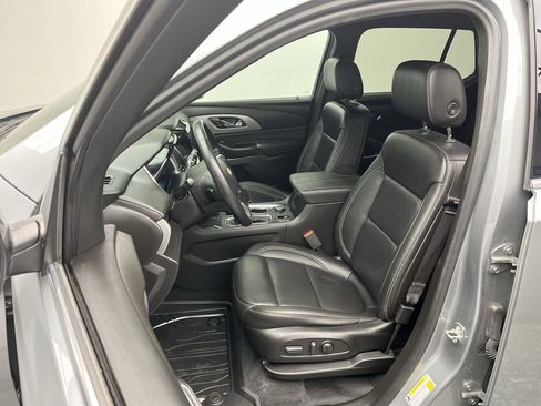 Certified 2023 Chevrolet Traverse LT w/ LT Premium Package image 10