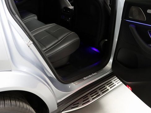 Certified 2023 Mercedes-Benz GLS 450 4MATIC image 35