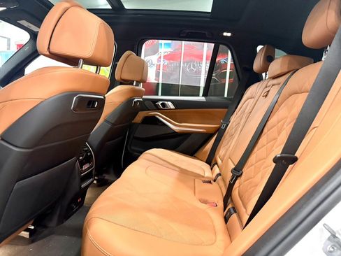 Used 2026 BMW X5 xDrive40i image 14