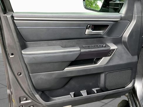 Used 2022 Toyota Tundra Platinum AWD/4WD image 21