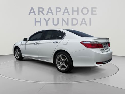 Used 2014 Honda Accord Plug-In Sedan image 3