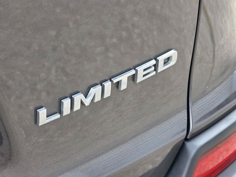 Used 2019 Jeep Cherokee Limited w/ Luxury Group AWD/4WD image 43