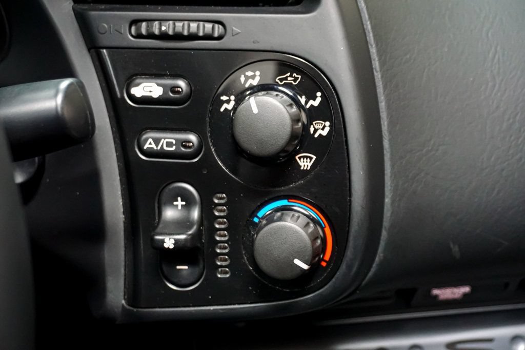 Used 2009 Honda S2000 image 54
