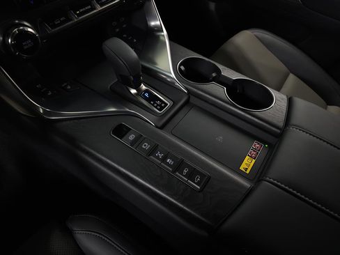 Certified 2025 Lexus LX 700h Overtrail image 35