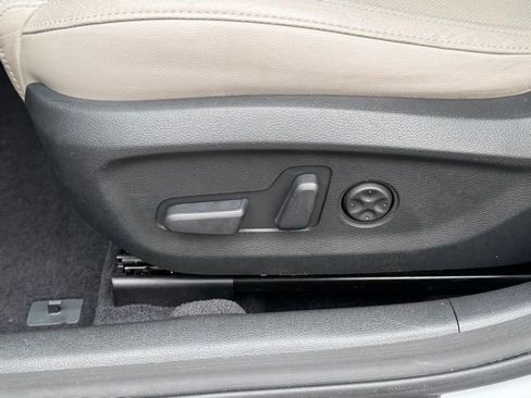 Used 2016 Hyundai Sonata Limited w/ Option Group 02 image 25