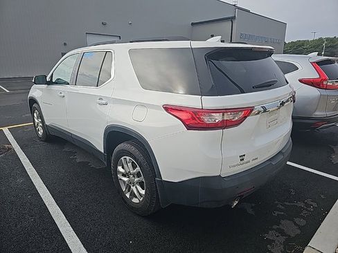 Used 2020 Chevrolet Traverse LT w/ Driver Confidence II Package image 18
