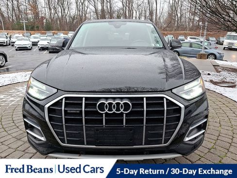 Used 2023 Audi Q5 2.0T Premium w/ Convenience Package image 2