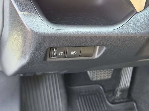 Used 2024 Toyota RAV4 LE AWD/4WD image 19