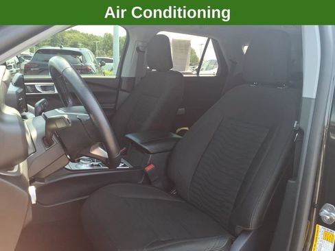 Used 2021 Ford Explorer XLT AWD/4WD image 15