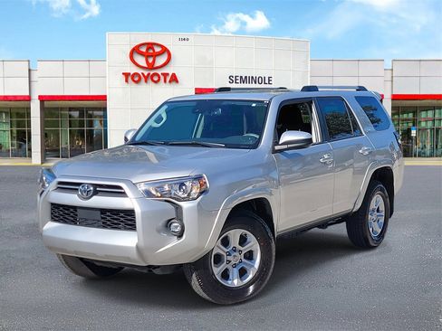 Used 2022 Toyota 4Runner SR5 image 1