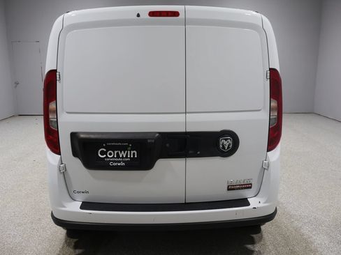 Used 2022 RAM ProMaster City Tradesman FWD image 5