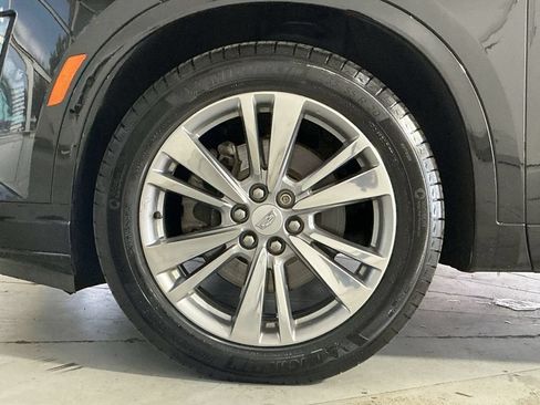 Used 2023 Cadillac XT6 Premium Luxury AWD/4WD image 13