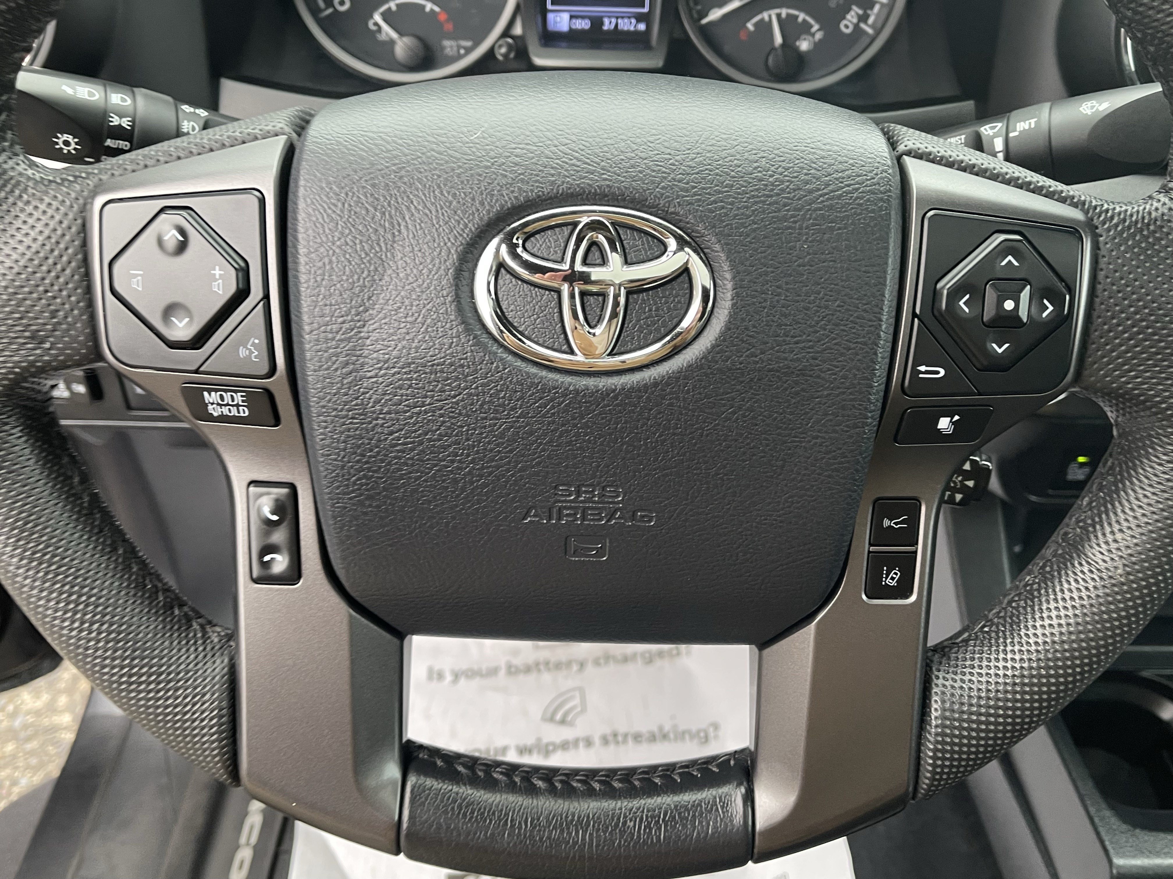 Certified 2020 Toyota Tacoma TRD Off-Road w/ TRD Premium Off Road Package AWD/4WD image 22
