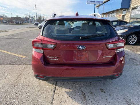 Used 2021 Subaru Impreza 2.0i Premium image 16