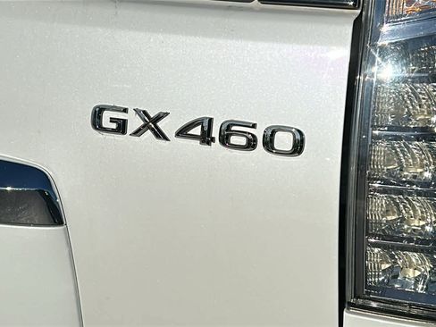 Used 2018 Lexus GX 460 Premium w/ Premium Package AWD/4WD image 28