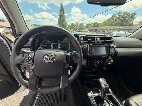 Used 2017 Toyota 4Runner TRD Pro AWD/4WD image 23