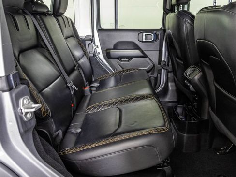 Used 2021 Jeep Wrangler Unlimited Sahara AWD/4WD image 45