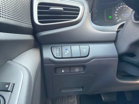 Used 2017 Hyundai Ioniq SEL FWD image 11