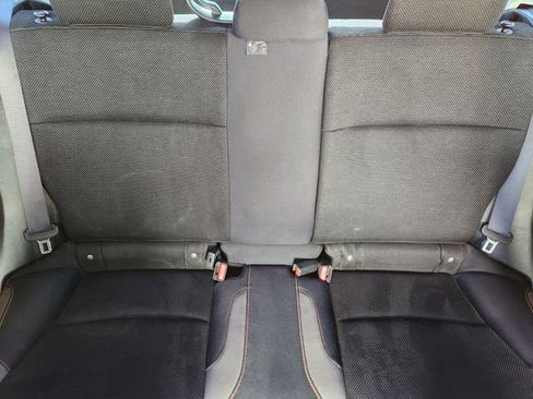 Used 2016 Subaru Crosstrek 2.0i Premium w/ Moonroof Package image 16