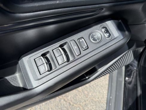 Used 2023 Honda Accord EX image 10