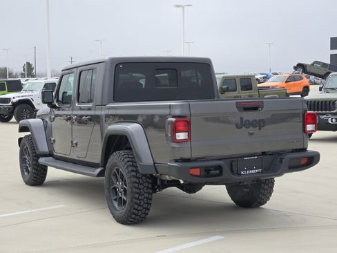 New 2026 Jeep Gladiator Sport image 3