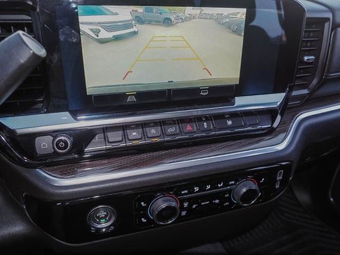 Used 2023 Chevrolet Silverado 1500 RST AWD/4WD image 8